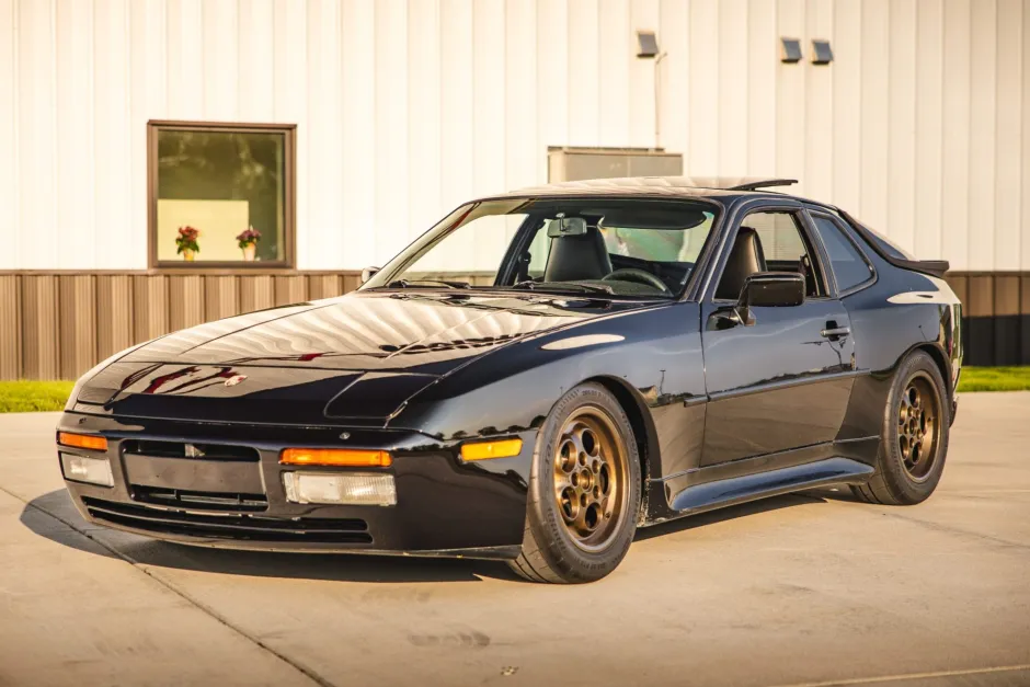 Porsche 944 Turbo