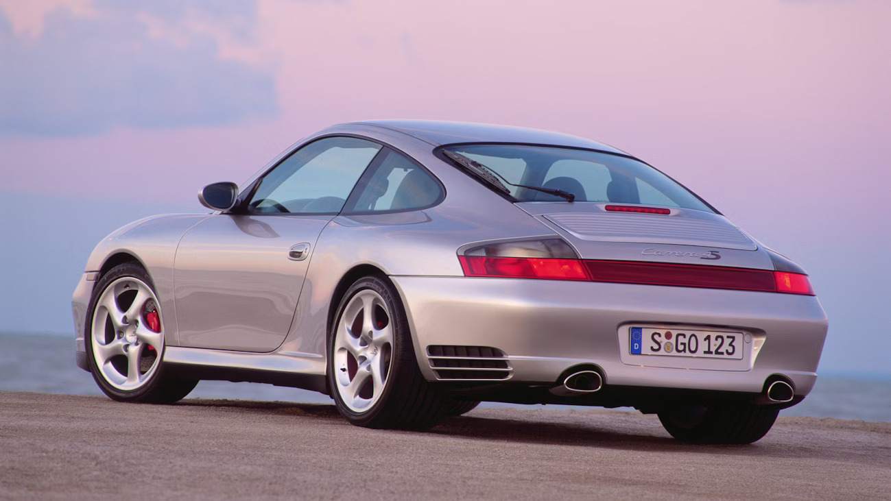 Porsche 911 Carrera (996)